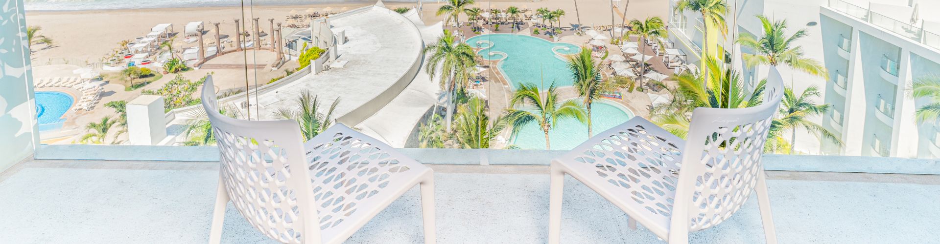   Krystal Grand® Puerto Vallarta